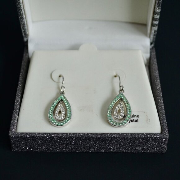 Green & White Genuine Crystal Teardrop Earrings Silver Plate New - Picture 2 of 5